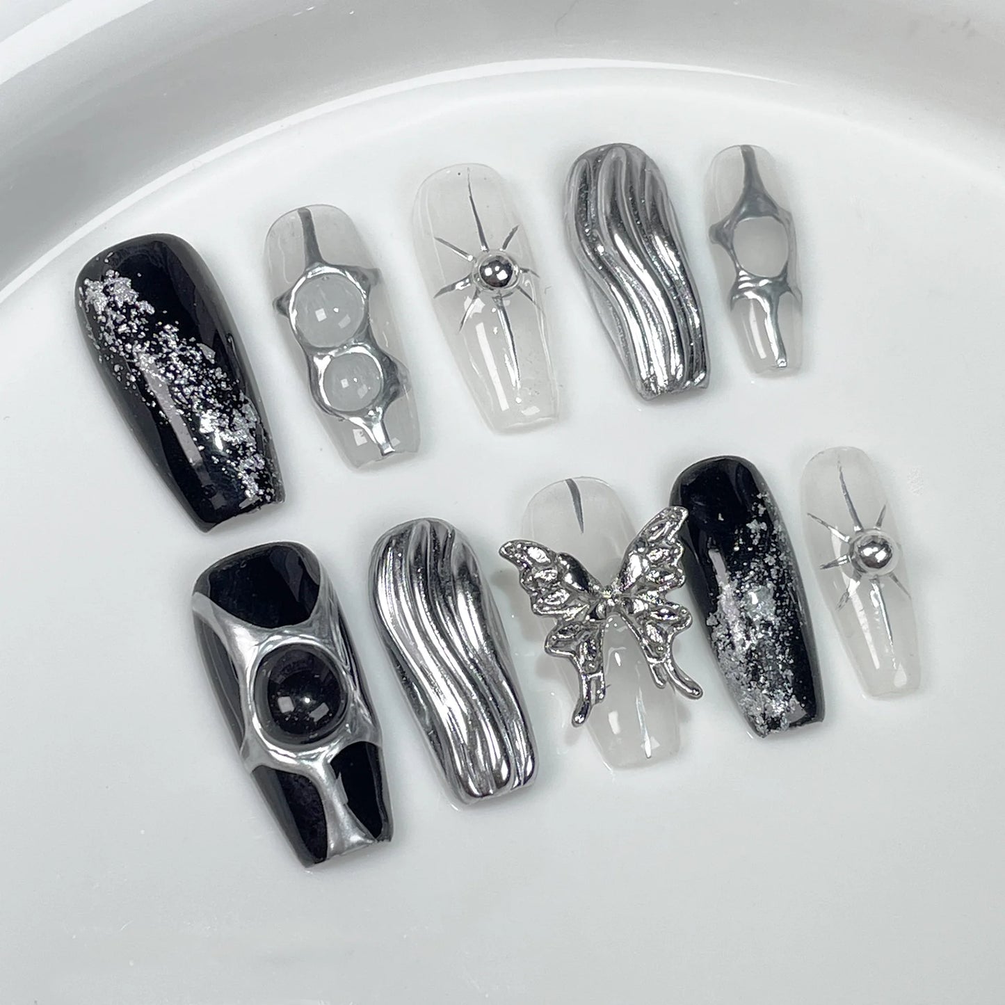Handmade Punk Press on Nails Black Chain Tassel Fake Nails with Designs Glitter Diamond Bowknot Butterfly Girls Y2K False Nails