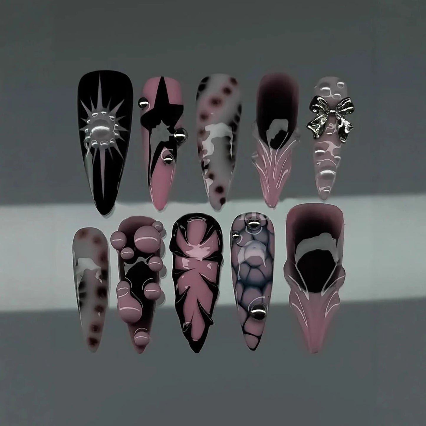 10pcs Sweet Cool Pink Black Press on Nails Handmade Leopard Print Fake Nails for Women Wearable European Gothic Punk False Nails
