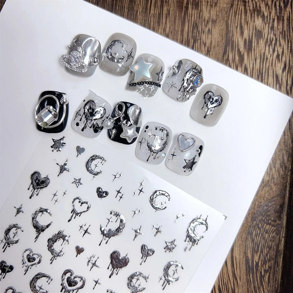 1pcs New 5D Bronzing Punk Heart Moon Nail Art Charms Gothic Star Adhesive Slider Press on Nail Decoration Decals Accessories DIY