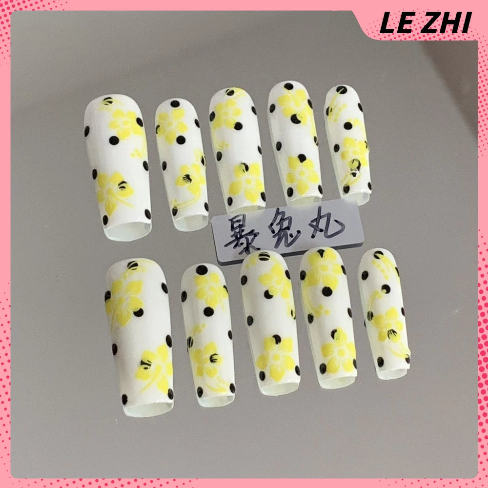 Y2K Punk Style Long Coffin Stiletto Handmade Fake Nails Spice Girls 3D Hello Kitty Flowers Heavy Metal Diamond Wearable Nails