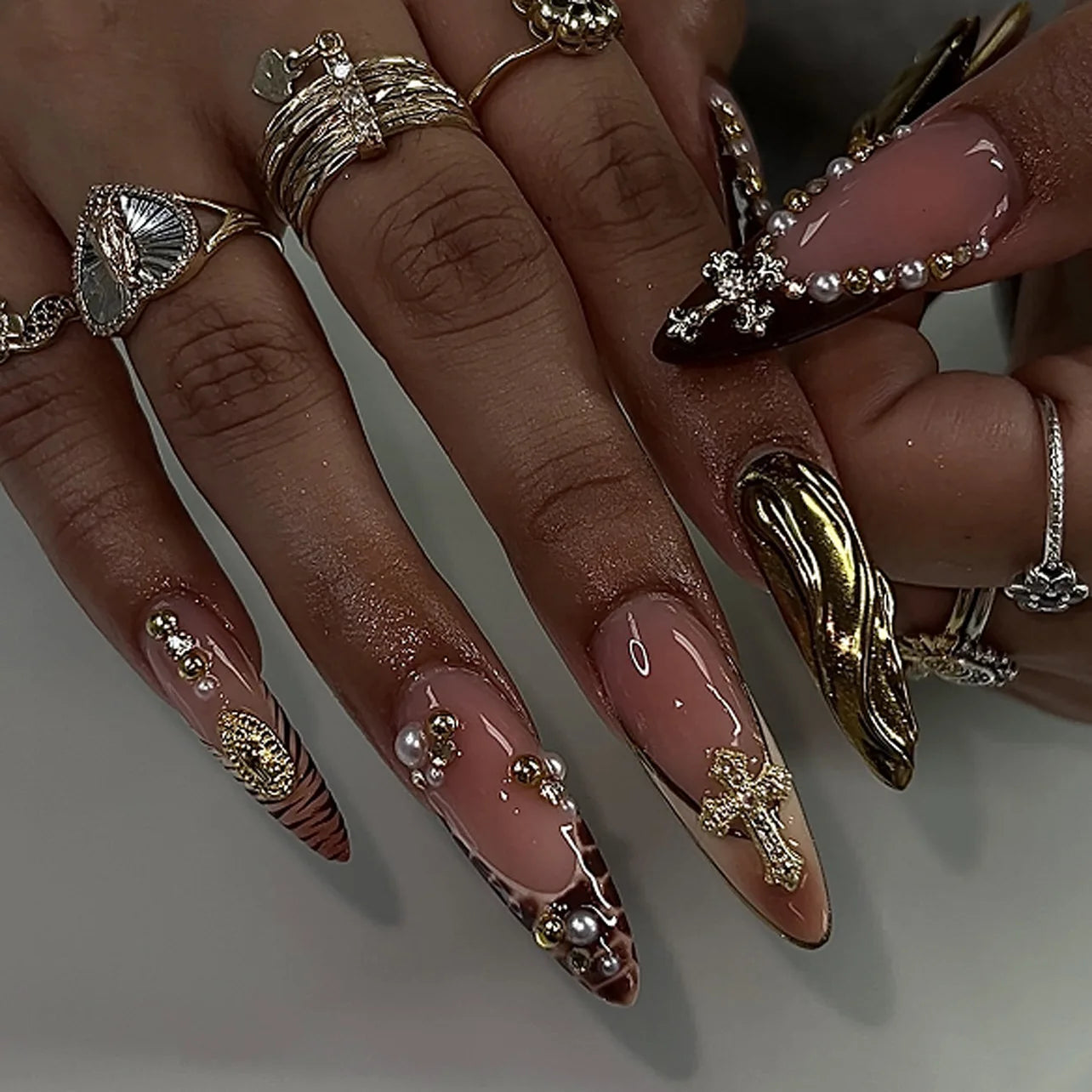 24pcs Long Almond Fake Nails Gothic Dark Black Style Press on Nails Full Cover Wearable European Heavy Metal False Nail Tips