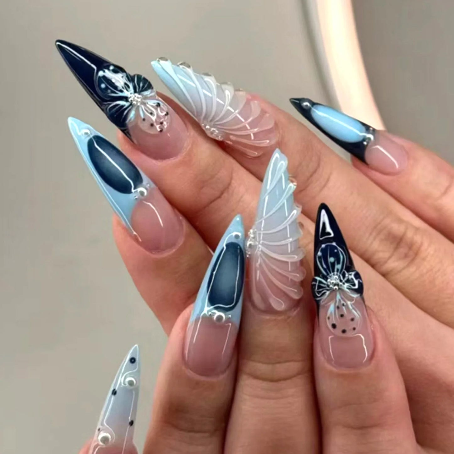 24pcs Halloween Dark Scrub Fake Nails Press on Nails Wearable y2k Nails Super Long Pointy Nails 3D Black Snake False Nails Tip