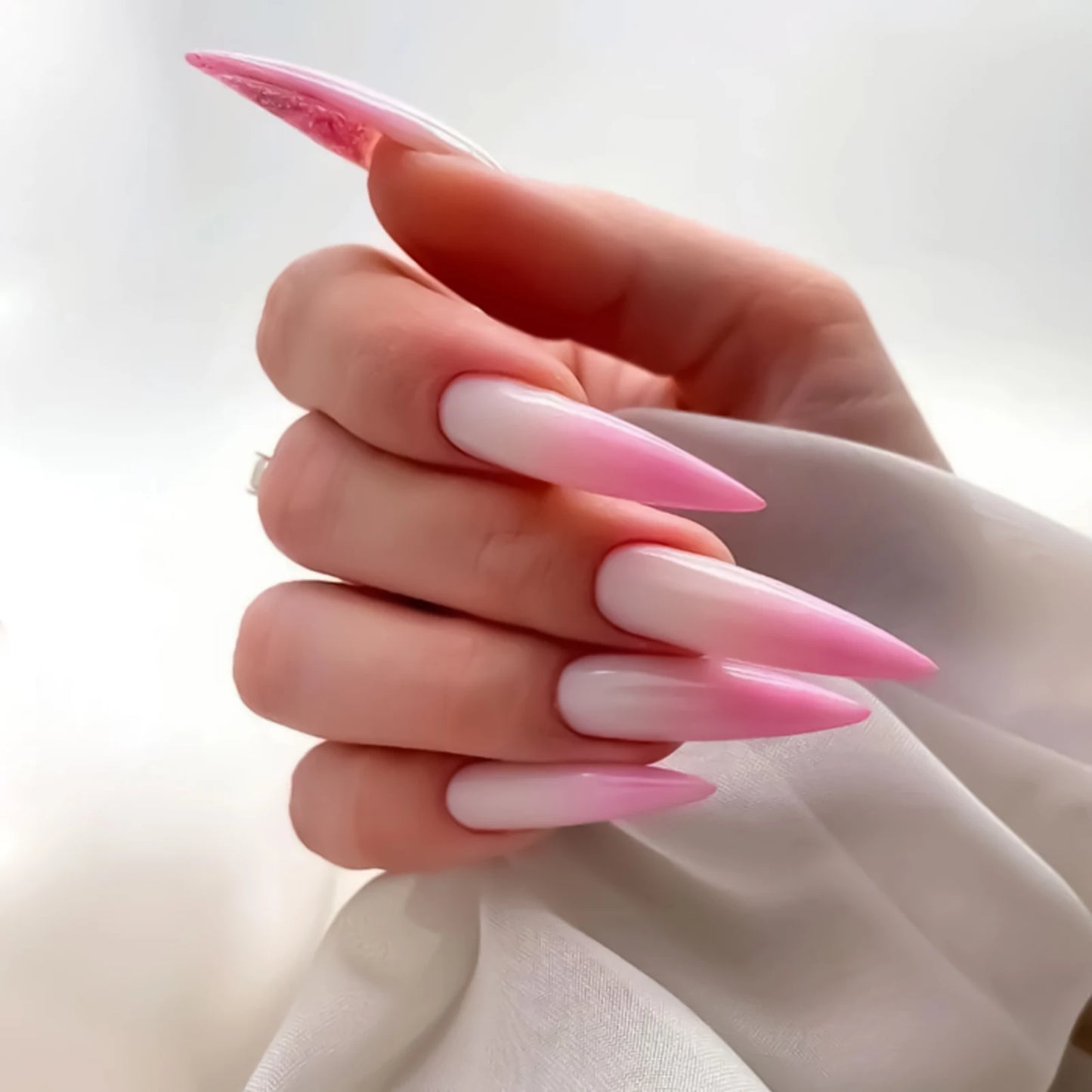 24pcs Punk Metal Fake Nails Press On Finished Long Pointed Silver Mirror y2k Nail Tips Full Cover Stiletto False Nails For Girl