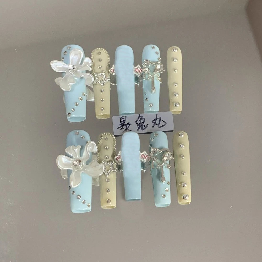 Y2K Punk Style Long Coffin Stiletto Handmade Fake Nails Spice Girls 3D Hello Kitty Flowers Heavy Metal Diamond Wearable Nails