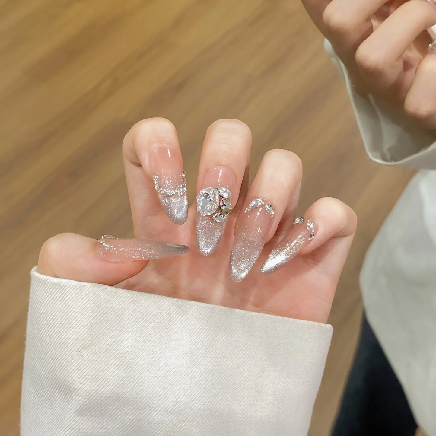 10Pcs Black Edge Glitter French Cat Eye Long Almond Fake Nails Glitter Diamond Design Handmade False Nails Press on Nail Tip Art
