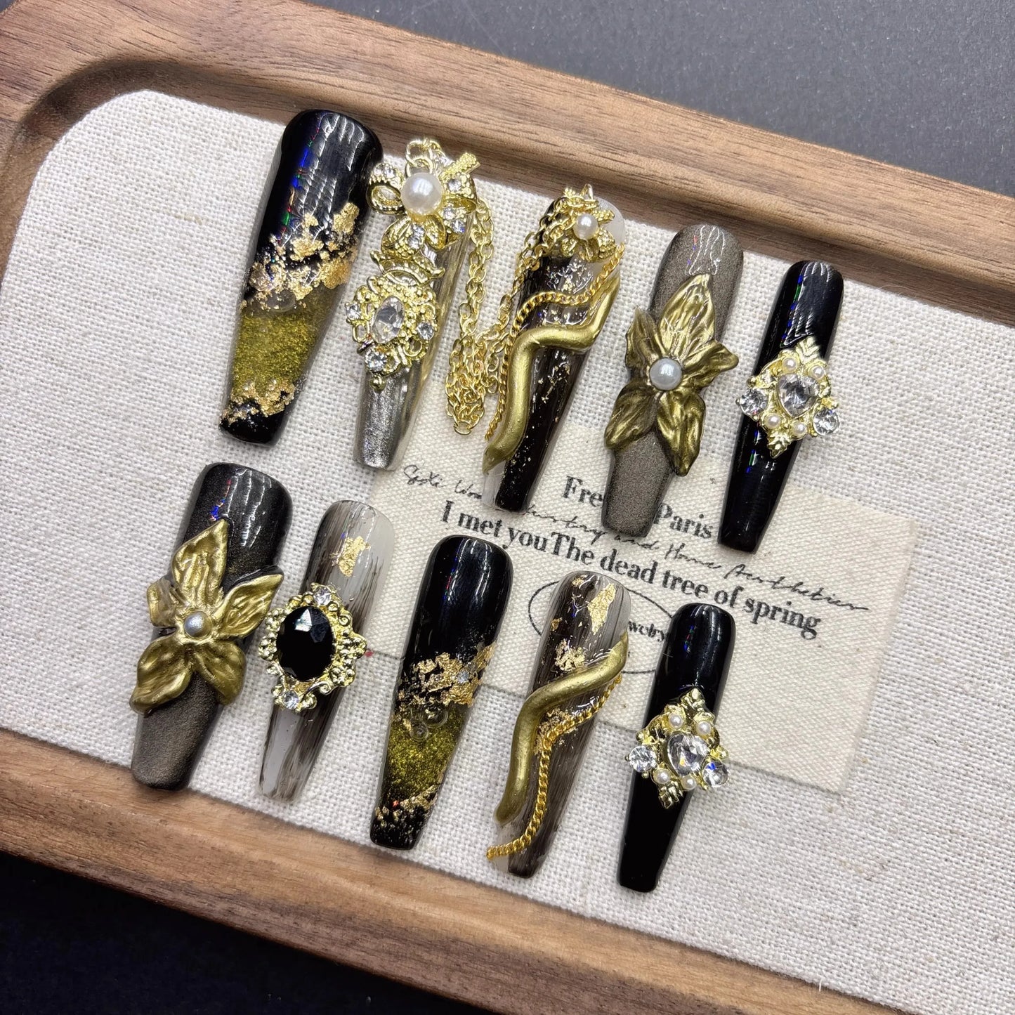 Gothic Queen Armor Nails Black Silver Gold Leaf Resin Flexible Fit Snake Chain Gothic Glam Crystal Durable Party Nail Ar