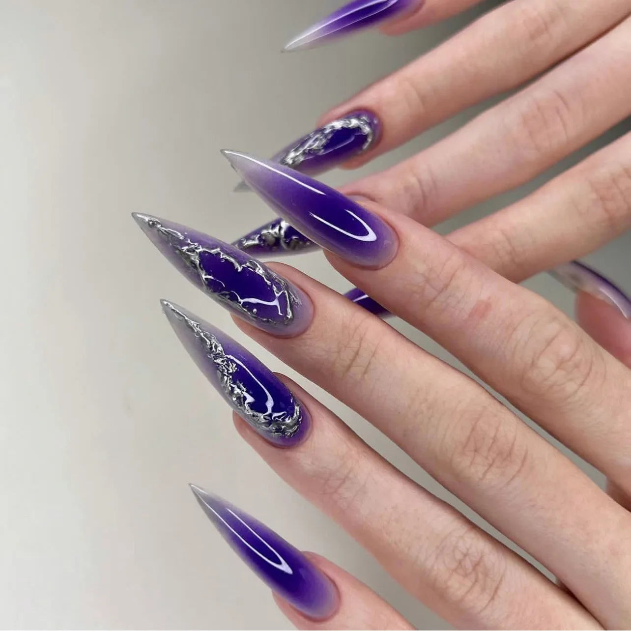 24pcs Long Pointed Fake Nail Patches Glossy Dark Black Cool Wearable Press ON Nails Solid Color Full Cover Artificial False Nail